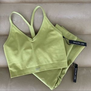 SET ACTIVE SCULPTFLEX Ribbed V Bra and Leggings in Kiwi
